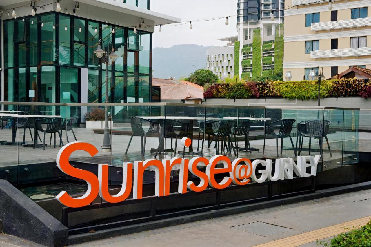 Sunrise Gurney Premium Executive City/Seafront Suite - Penang 조지타운 외부 사진
