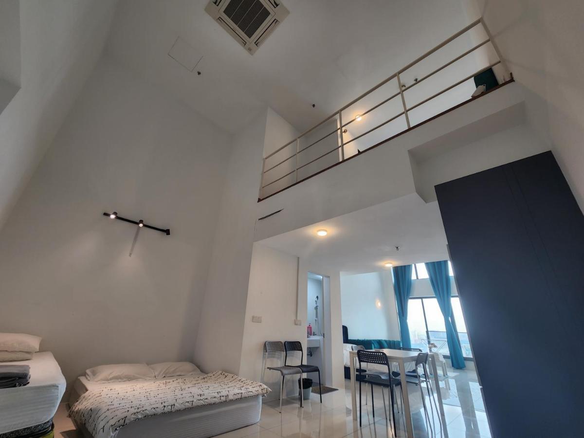 Sunrise Gurney Premium Executive City/Seafront Suite - Penang 조지타운 외부 사진